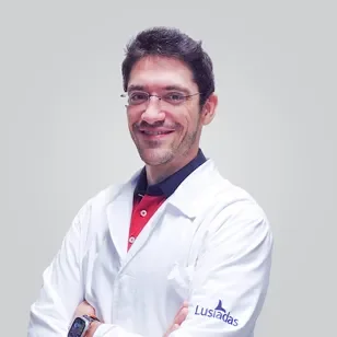 Dr. Daniel Torres