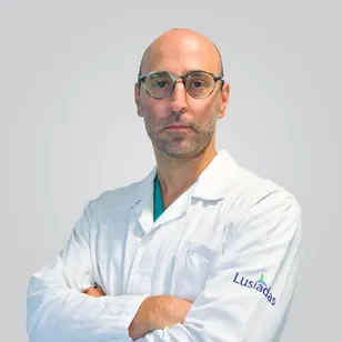 Dr. Daniel Madeira
