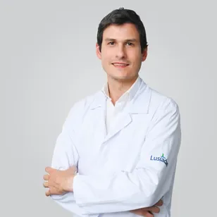 Dr. Vasco Carvalho