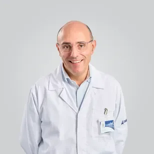 Dr. Tiago Esteves de Carvalho